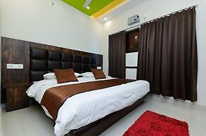 Hotel Ganga Ashraye