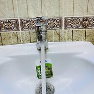 Fayzobod Guesthouse B&B