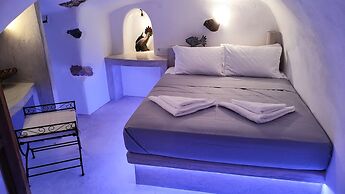 The Commander s Cave