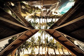The Beach House Ocam Ocam