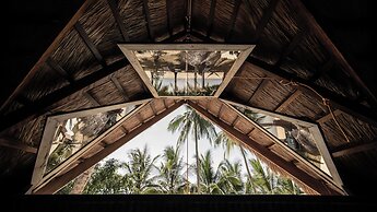 The Beach House Ocam Ocam