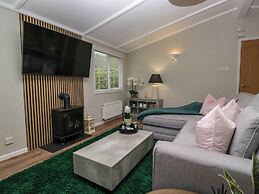 Robin's Lodge