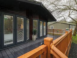 Robin's Lodge