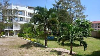 Queen's Way Resort