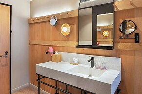 Moxy Tulum