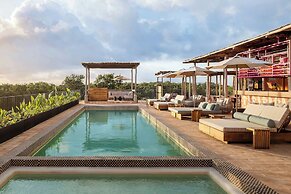 Moxy Tulum
