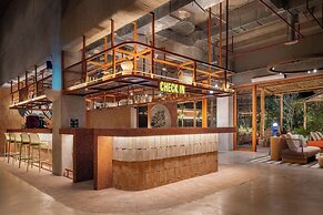 Moxy Tulum