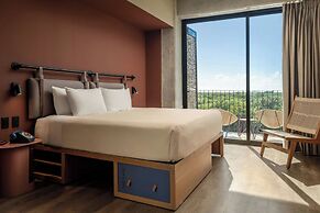 Moxy Tulum