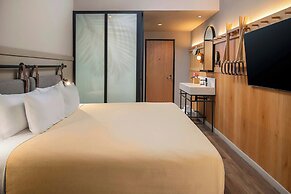 Moxy Tulum