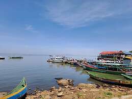 Dunga Lakeside Resort