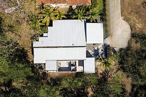 Brand-New 6BD Giant with Private Pool by SPCR