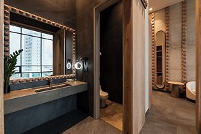 OZ Hotel Collection