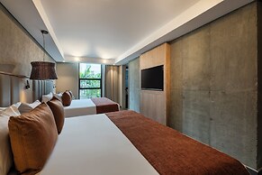 OZ Hotel Collection