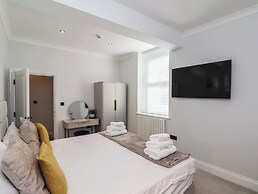 2 Bedroom Deluxe