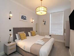 The Salisbury Apartment 301