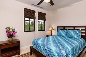 3-Bedroom, 2-Bath Condo Overlooking Pool