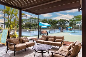 3-Bedroom, 2-Bath Condo Overlooking Pool