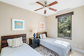 3BD Beauty in Coco - Have Coffee or Meals Overlooking Pool