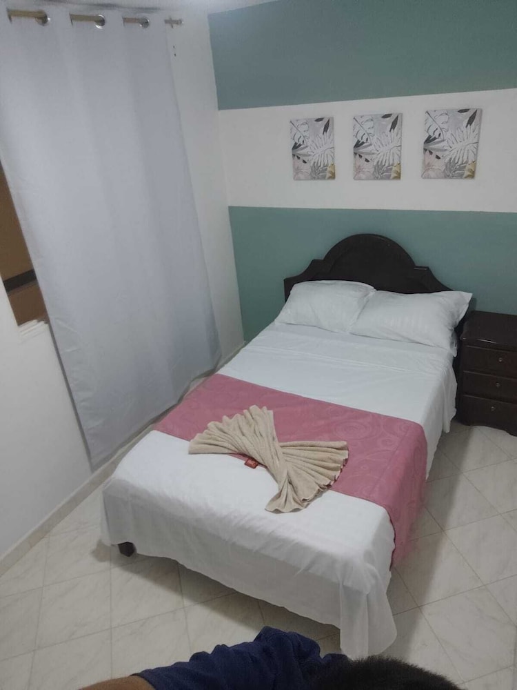 Hotel zocalos y colores
