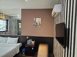 Pink Hotel