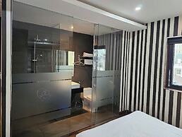 Pink Hotel