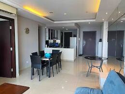 Central Royal Apartments by Emily