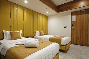 HOTEL PLENTEOUS INN