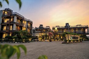 Evaara By The Ganges