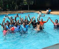 Shrusti Farms Resort