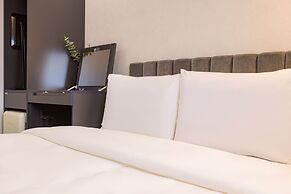 Giverny Hotel