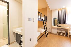 Giverny Hotel