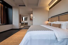 Anyu Aranya Collection Sea View Resort Hotel