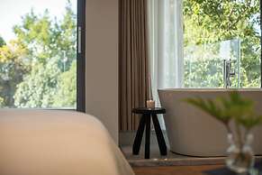 Anyu Aranya Collection Sea View Resort Hotel