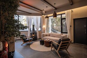 Anyu Aranya Collection Sea View Resort Hotel