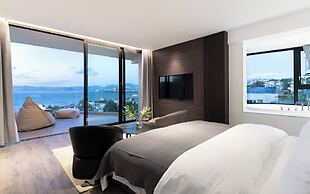 Anyu Aranya Collection Sea View Resort Hotel