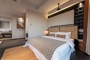 Anyu Aranya Collection Sea View Resort Hotel