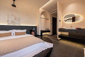 Anyu Aranya Collection Sea View Resort Hotel