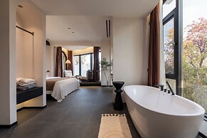 Anyu Aranya Collection Sea View Resort Hotel