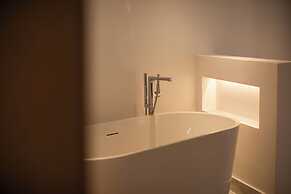 Anyu Aranya Collection Sea View Resort Hotel