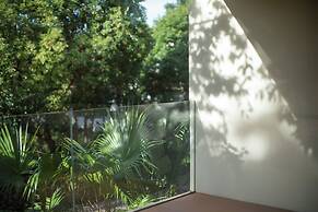 Anyu Aranya Collection Sea View Resort Hotel