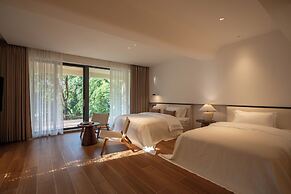 Anyu Aranya Collection Sea View Resort Hotel