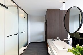 Anyu Aranya Collection Sea View Resort Hotel