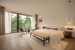 Anyu Aranya Collection Sea View Resort Hotel