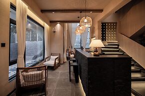Anyu Aranya Collection Sea View Resort Hotel
