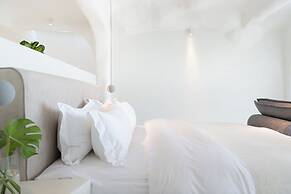 Anyu Aranya Collection Sea View Resort Hotel