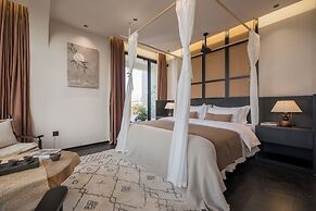 Anyu Aranya Collection Sea View Resort Hotel