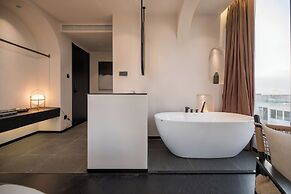 Anyu Aranya Collection Sea View Resort Hotel