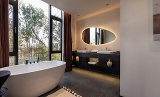 Anyu Aranya Collection Sea View Resort Hotel
