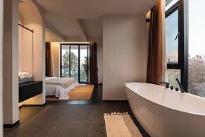 Anyu Aranya Collection Sea View Resort Hotel