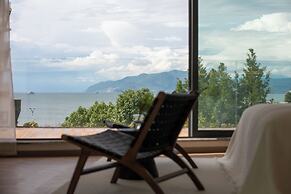 Anyu Aranya Collection Sea View Resort Hotel